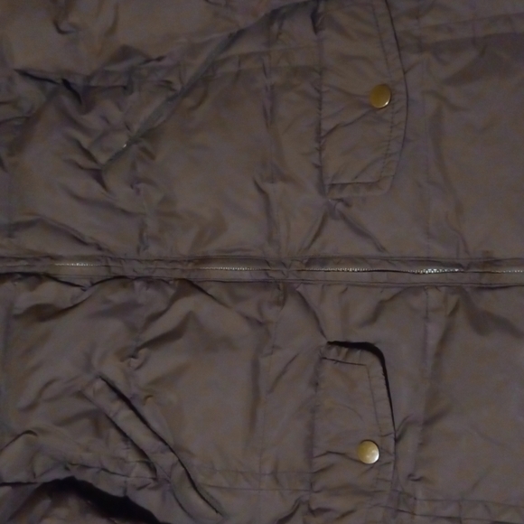 Jackets - Picture 2 of 7